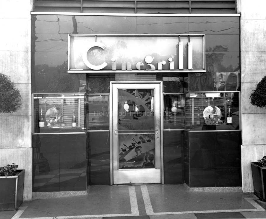 Cinegrill Lounge 1935 Entrance Roosevelt Hollywood.jpg